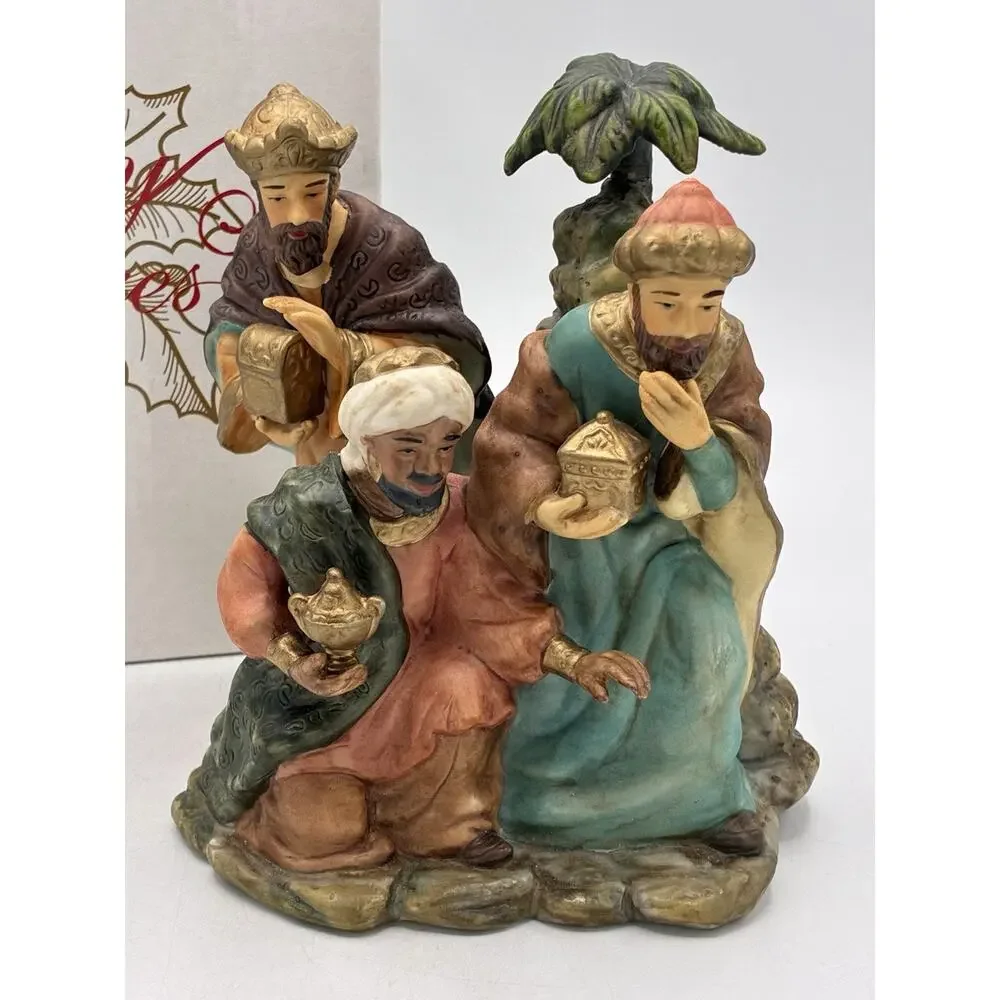 Avon Holiday Treasures Three Kings Nativity Figurine 2002 NIB
